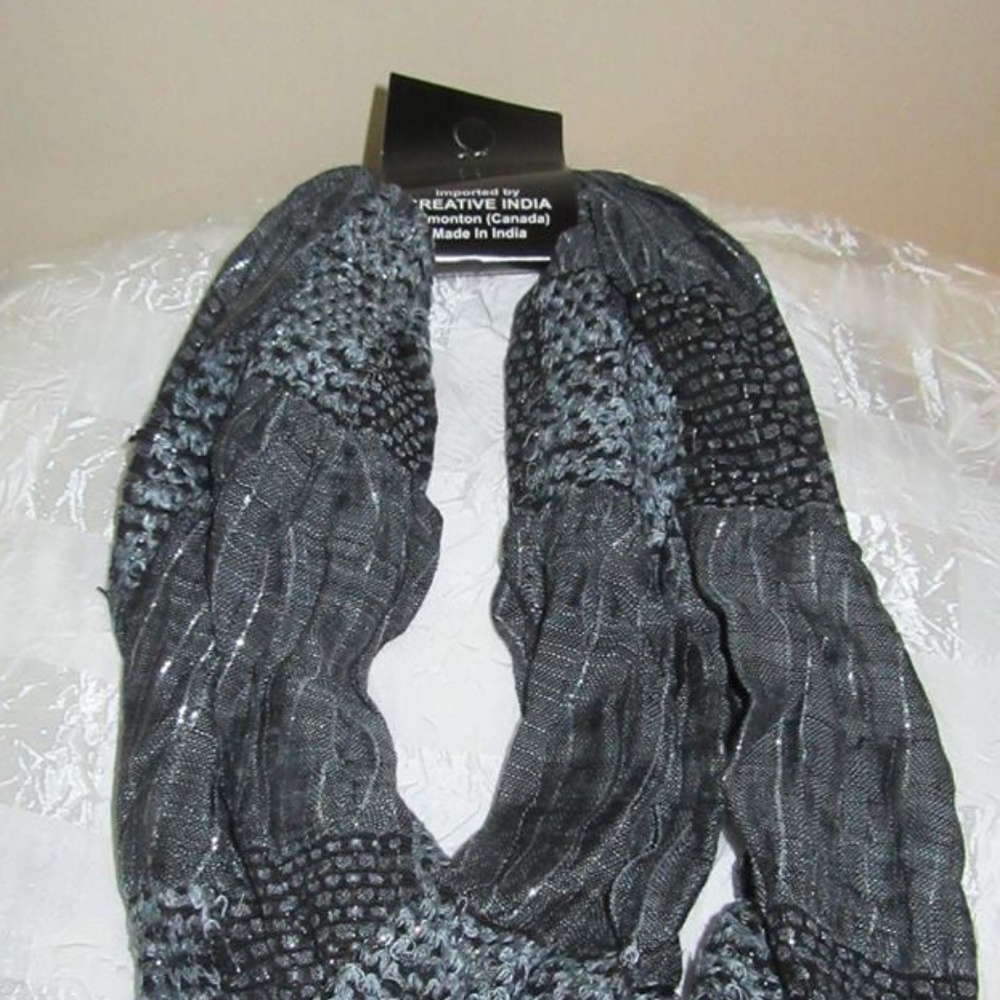 New Infinity Scarf - Picture 5 of 7